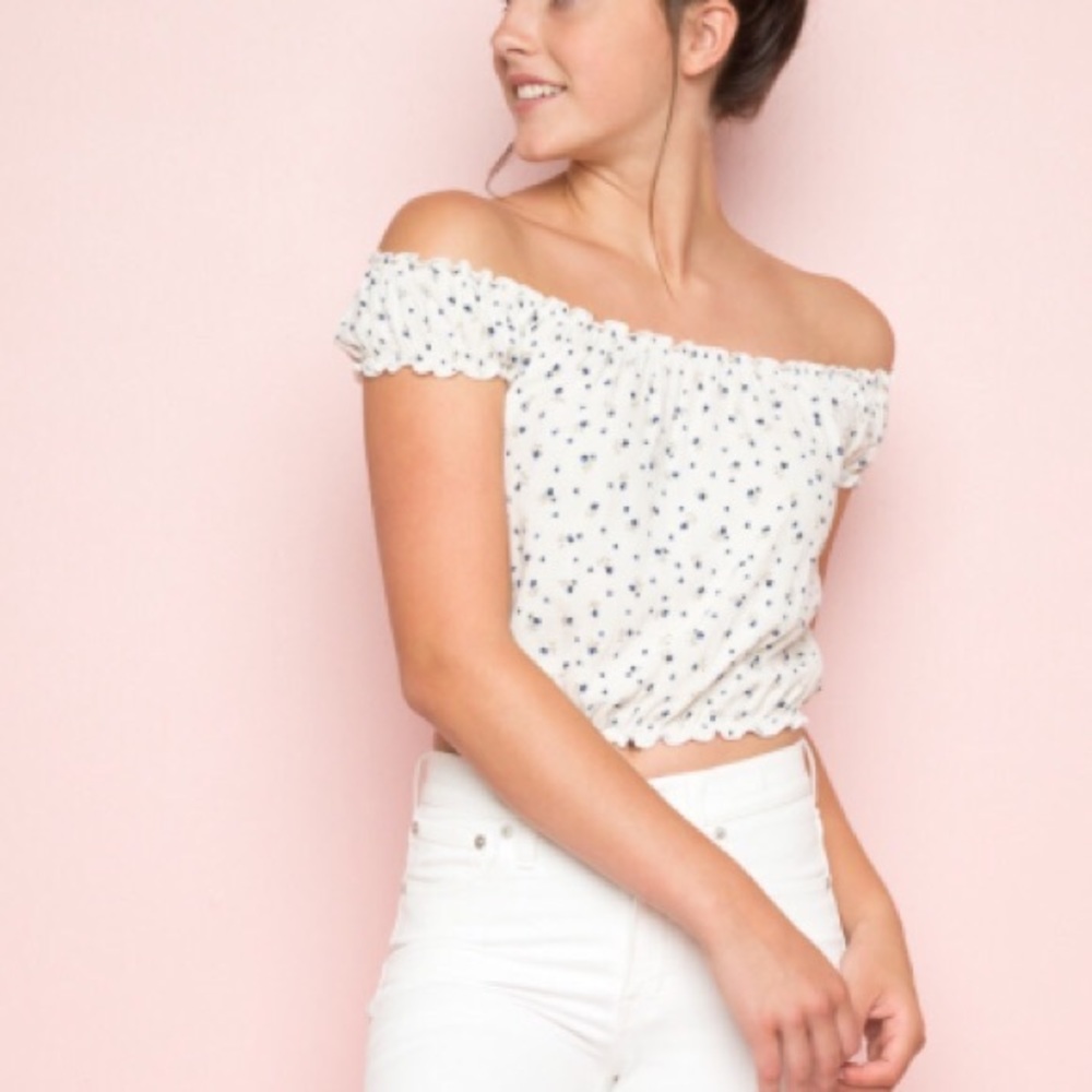 Brandy Melville floral rio top